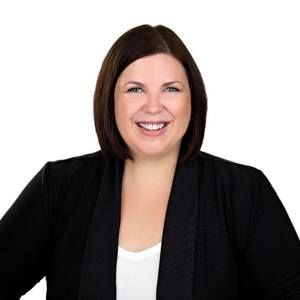 Meet your Posher, Emma-lee